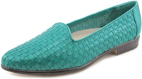 Trotters Women's Liz Loafer in Saudi Arabia