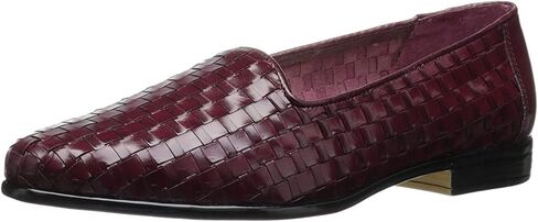 Trotters Women's Liz Loafer in Saudi Arabia