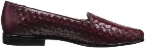 Trotters Women's Liz Loafer in Saudi Arabia