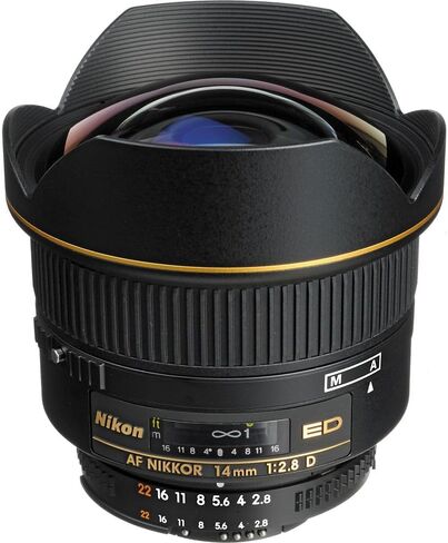 عدسة Nikon AF NIKKOR مقاس 14 مم f/2.8D ED عدسة أساسية فائقة الاتساع (1925) + حافظة للغطاء + مجموعة تنظيف (متجددة) in Saudi Arabia