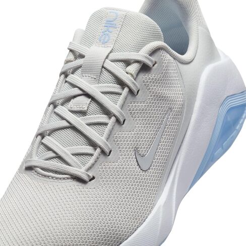 Nike Womens Bella 7 in Saudi Arabia