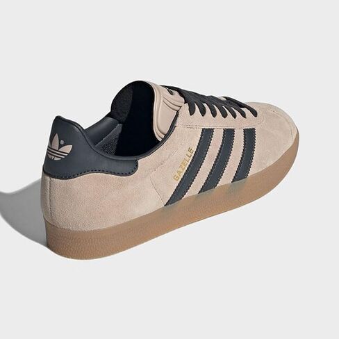 حذاء رياضي Adidas Originals Gazelle للرجال (Wonder Taupe Beige، 6) in Saudi Arabia