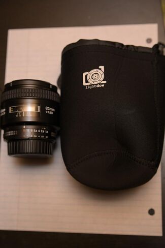 عدسة نيكور 85 ملم f/1.8D FX بتركيز تلقائي لكاميرات نيكون الرقمية SLR DSLR - عدسة ثابتة رئيسية (متجددة) in Kuwait