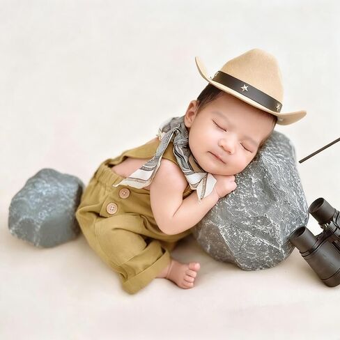 Newborn Photography Outfits Boy Baby Photoshoot Outfits 2Pcs Baby Photography Props Newborn Gentleman Suit Photography Set Boy Suspender Pants with Beret 0-3 Months (Adventurer) in Kuwait