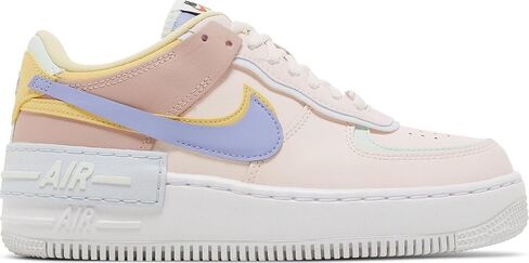 ظل وردي ناعم من Nike WMNS Air Force 1 in Saudi Arabia