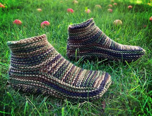 Knit Slippers for Men - Custom Camo Hand Knit Slipper Socks – Bespoke Slippers - Camouflage Yarn Handmade Knitted Slippers – Manly Moccasin House Shoes Unisex Booties for Warm Feet – Cozy Knitted Slippers for Men – Gift for Husband Boyfriend Friend in Saudi Arabia