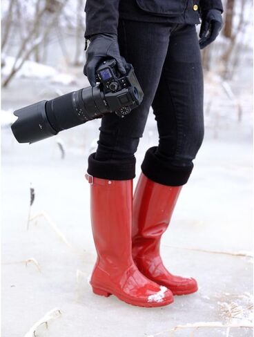 مجموعة عدسات FUJIFILM GF 100-200mm f/5.6 R LM OIS WR مع مجموعة مرشحات احترافية 67 مم مكونة من 3 قطع + بطاقة ذاكرة 64 جيجابايت + قارئ بطاقة USB، SD/microSD + Corel Photo، Video، & Art Suite Deluxe + عدسة 8 بوصة in Saudi Arabia