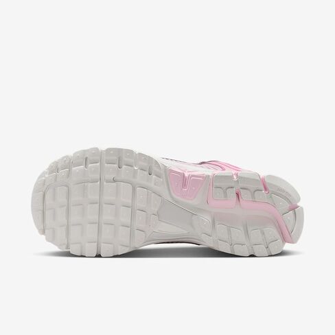 حذاء Nike Zoom Vomero 5 النسائي (وردي فاتح/وردي فوم/وردي مرح/أبيض قمة) in Kuwait