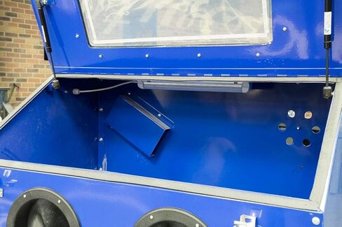 Eastwood B20 Benchtop الكشط Media Media Bead Bird Graint Gun مع نصائح قابلة للاستبدال | الأبعاد الداخلية: 22 "Wide X 18" Deep X 12 "High in Saudi Arabia