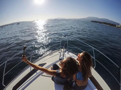 GoPro Hero8 Black - كاميرا عمل مقاومة للماء مع شاشة تعمل باللمس 4K Ultra HD Video 12MP صور 1080p بث مباشر للاستقرار in Saudi Arabia
