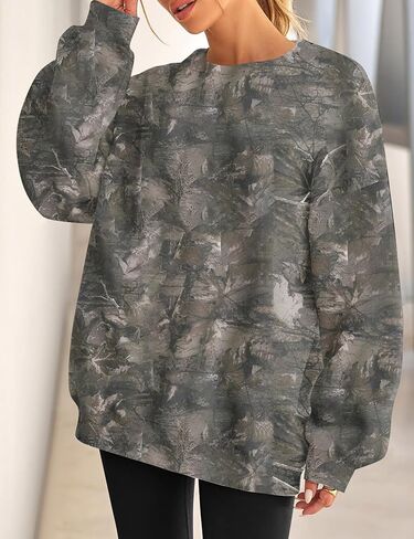 Women Camo Oversized Sweatshirt Crewneck Long Sleeve Graphic Maple Leaf Print Hoodie Camouflage Fall Pullover Top in Kuwait