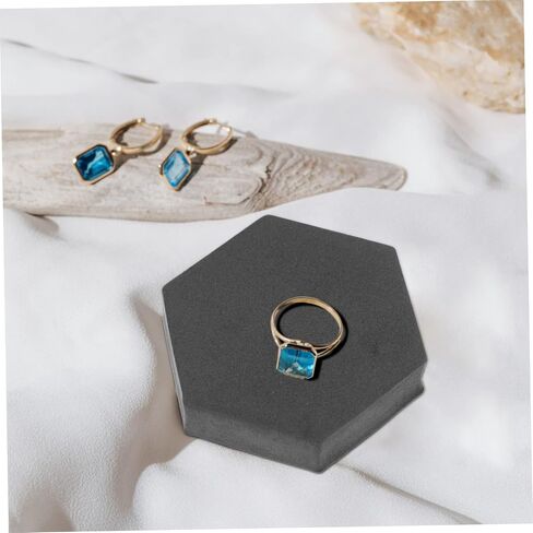 Artibetter 4pcs Cube Photography Props Durable Foam Decorative Photo Props for Cosmetics Flowers Jewelry for Stunning Product Photography and Creative Staging in Saudi Arabia