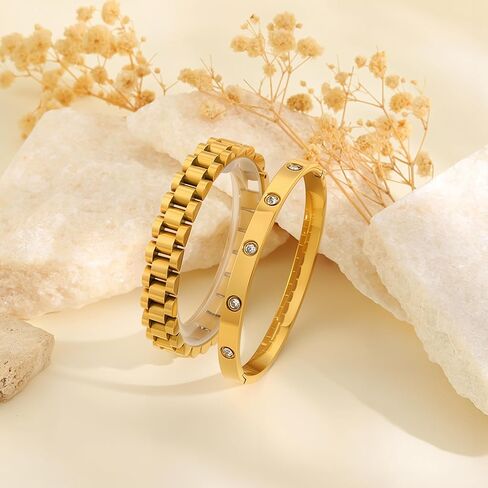 قطعتان من أساور الحب المطلية بالذهب عيار 18 قيراط للنساء، مجموعة أساور ساعة بسلسلة ذهبية، مجوهرات من الفولاذ المقاوم للصدأ غير مشوهة مع أداة قابلة للتعديل. in Kuwait