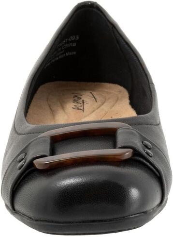 Trotters Women's Sizzle Signature Flat Sandal, Ivory, 8.5 X-Wide in Saudi Arabia