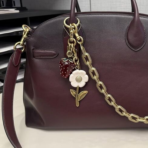 Snail Bag Charm, Snail Keychain Purse Charms for Handbags, Cute Stuff Novelty Bag Accessories Gifts for Women in Saudi Arabia
