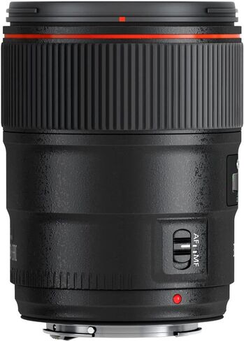 Canon EF 35mm f/1.4L II USM Lens | L-Series Wide-Angle Prime with Bright f/1.4 Aperture & Advanced Optics | Perfect for Weddings, Street & Low-Light Photography (9523B002) + Shoulder Bag + 64GB Card in Saudi Arabia