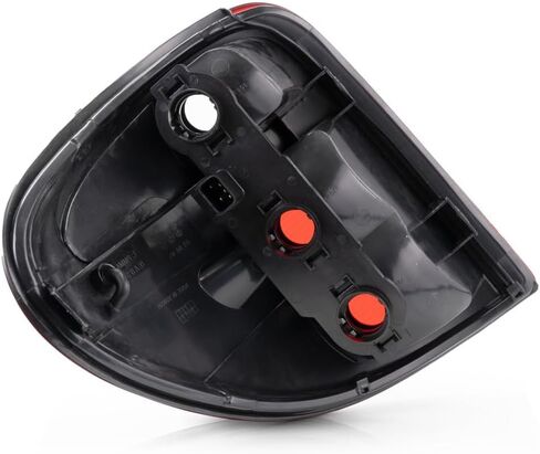 For Chrysler Town & Country Tail Light 2001 2002 2003 Driver Side Replacement For CH2800140 in Saudi Arabia