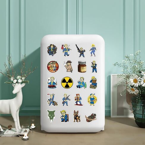 110pcs ملصقات كاتربيلر الجائعة للغاية ملصقات كرتون جمالية لطيفة ، شارات مقاومة للحشرات المضحكة لزخارف حفلة عيد الميلاد in Kuwait