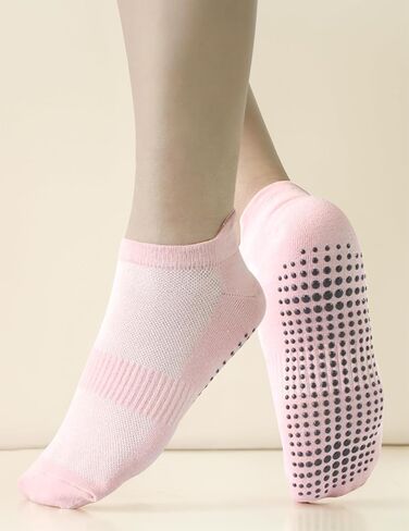 Non-slip With Grips Pilates Socks For Women, Ankle Grippy Socks For Yoga Barre Ballet Barefoot Workouts Hospital Anti Skid in Saudi Arabia